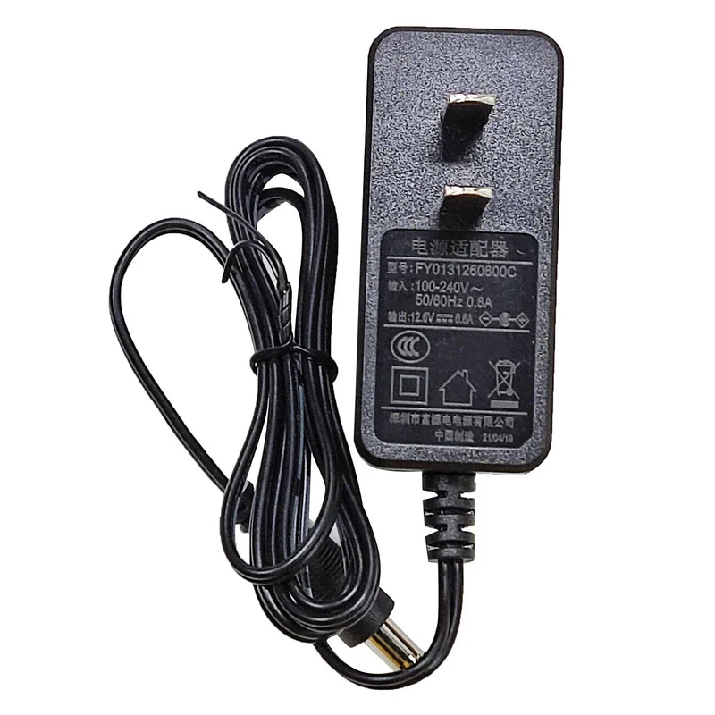 Chargeur pour trottinette électrique SCOUT 12,6 V 0,6 A