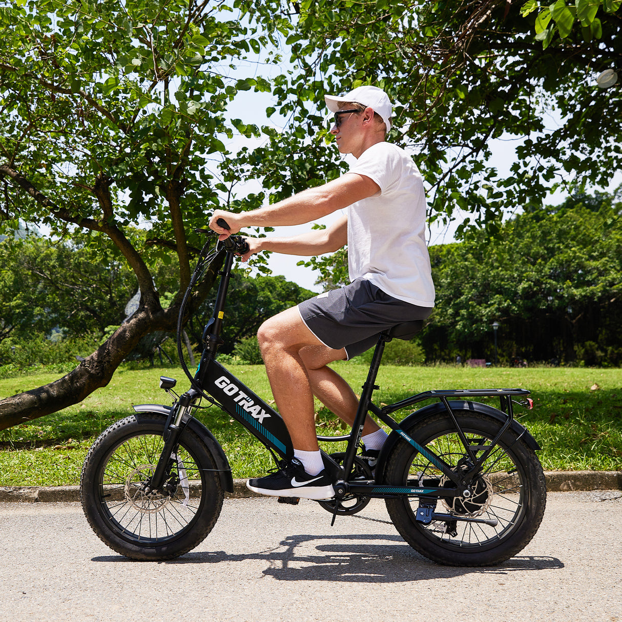 R2V2 Foldable Electric Bike 20*3.0" 32KPH | 64KM Range (🔥Father's Day Sale)